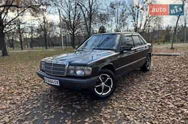Седан Mercedes-Benz 190 1987 в Харькове Седан Mercedes-Benz 190 1987 в Харькове