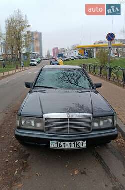 Седан Mercedes-Benz 190 1988 в Киеве