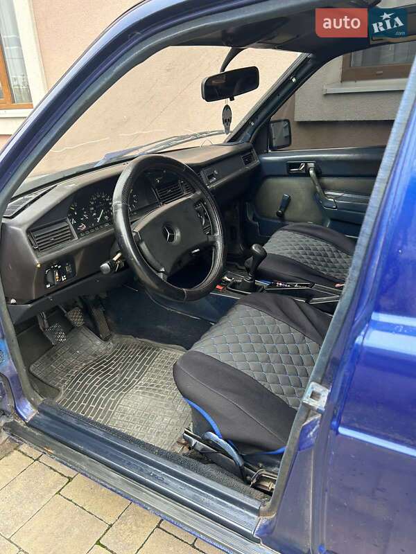 Седан Mercedes-Benz 190 1986 в Белой