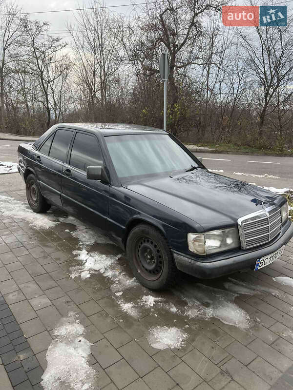 Mercedes-Benz 190 1992