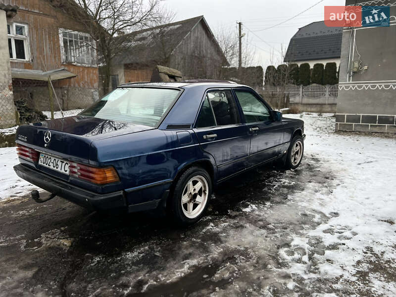 Седан Mercedes-Benz 190 1985 в Самборе