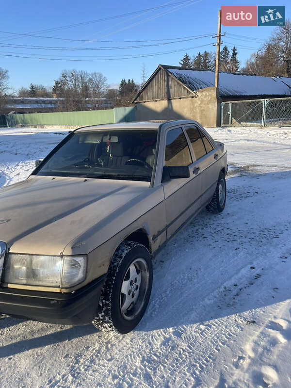 Седан Mercedes-Benz 190 1986 в Мирополе