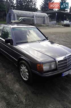 Седан Mercedes-Benz 190 1986 в Валках