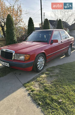 Седан Mercedes-Benz 190 1988 в Черновцах