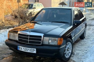 Седан Mercedes-Benz 190 1991 в Казатине