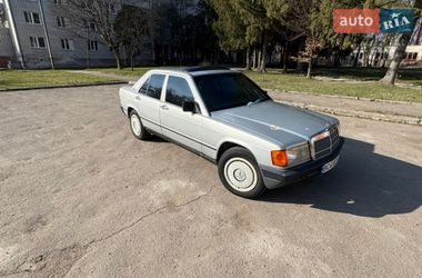 Седан Mercedes-Benz 190 1985 в Львове
