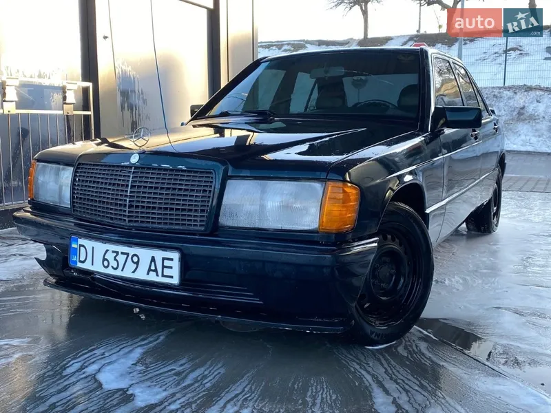 Mercedes-Benz 190 1986