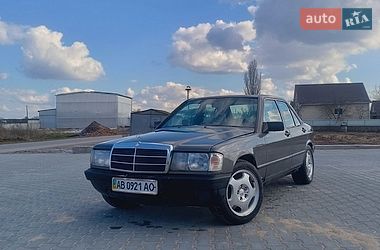 Седан Mercedes-Benz 190 1987 в Калинівці