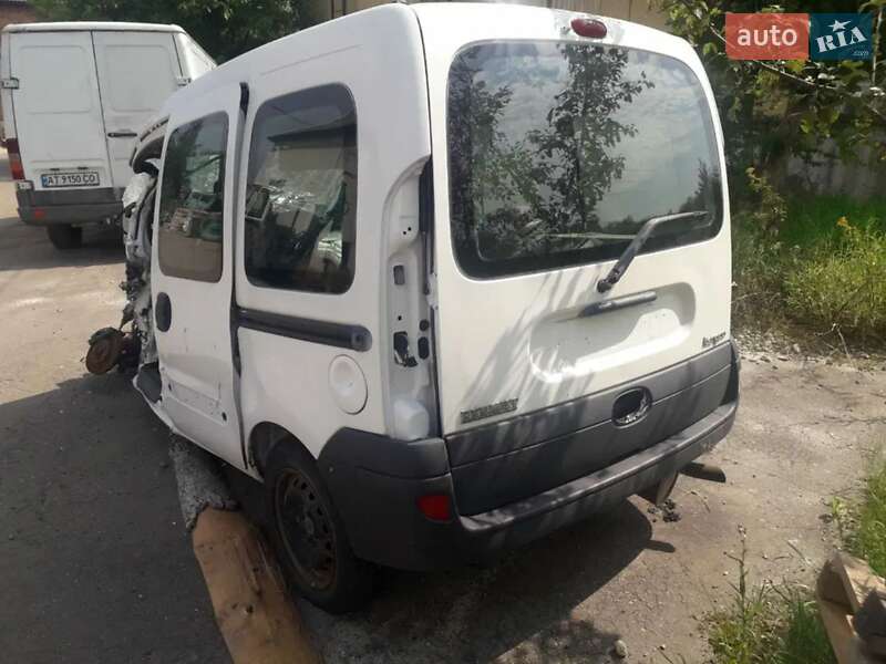 Седан Mercedes-Benz 230 Pullman 1942 в Виннице
