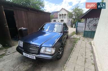 Седан Mercedes-Benz 500K 1994 в 