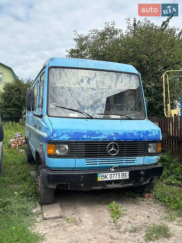 Минивэн Mercedes-Benz 500K 1995 в Корце фото 8 Минивэн Mercedes-Benz 500K 1995 в Корце