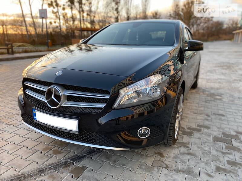 Хетчбек Mercedes-Benz A-Class 2017 в Луцьку