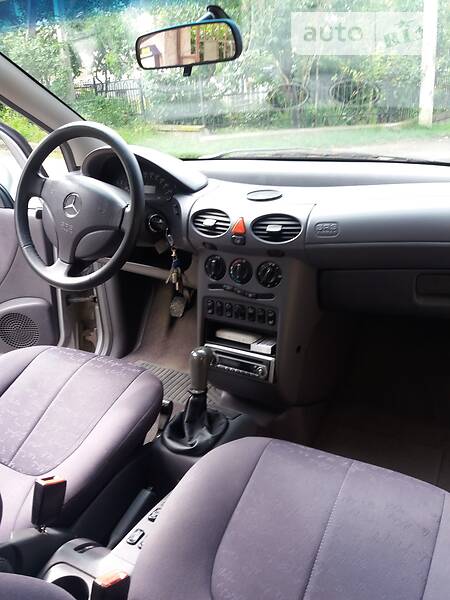 Седан Mercedes-Benz A-Class 1999 в Чернівцях