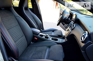 Седан Mercedes-Benz A-Class 2014 в 
