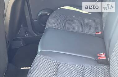 Хетчбек Mercedes-Benz A-Class 2011 в 