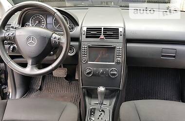Хетчбек Mercedes-Benz A-Class 2010 в 