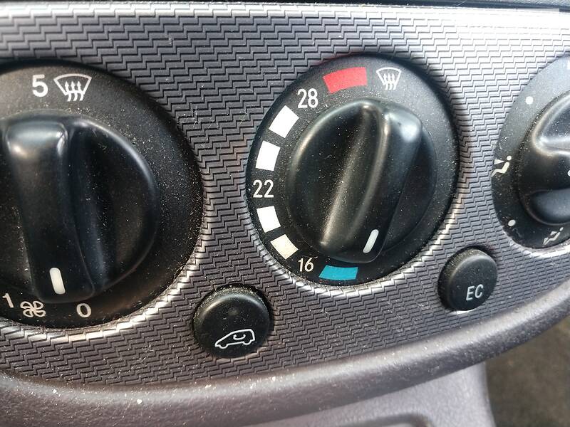 Хетчбек Mercedes-Benz A-Class 2001 в Києві