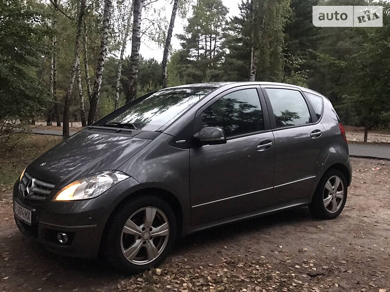 Хэтчбек Mercedes-Benz A-Class 2011 в Киеве