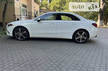 Седан Mercedes-Benz A-Class 2020 в 
