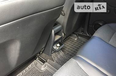 Хэтчбек Mercedes-Benz A-Class 2011 в 
