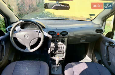 Хэтчбек Mercedes-Benz A-Class 2000 в 