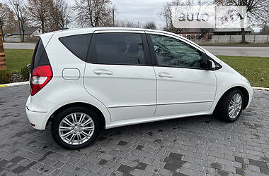 Хэтчбек Mercedes-Benz A-Class 2011 в Коростене