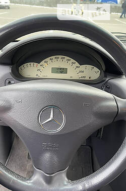 Хэтчбек Mercedes-Benz A-Class 2003 в 