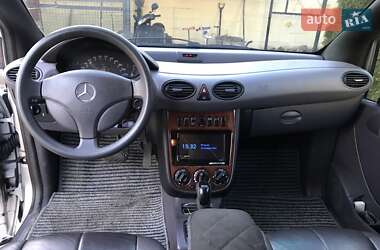 Хэтчбек Mercedes-Benz A-Class 2001 в 