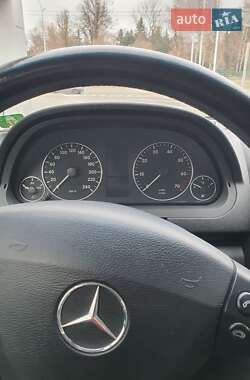 Хэтчбек Mercedes-Benz A-Class 2004 в 