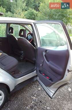 Хэтчбек Mercedes-Benz A-Class 2001 в 