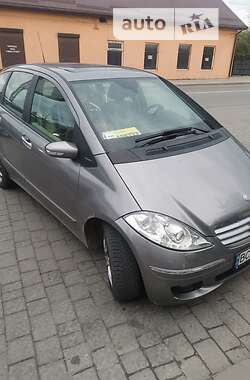 Хэтчбек Mercedes-Benz A-Class 2005 в 