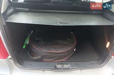 Хэтчбек Mercedes-Benz A-Class 2011 в 