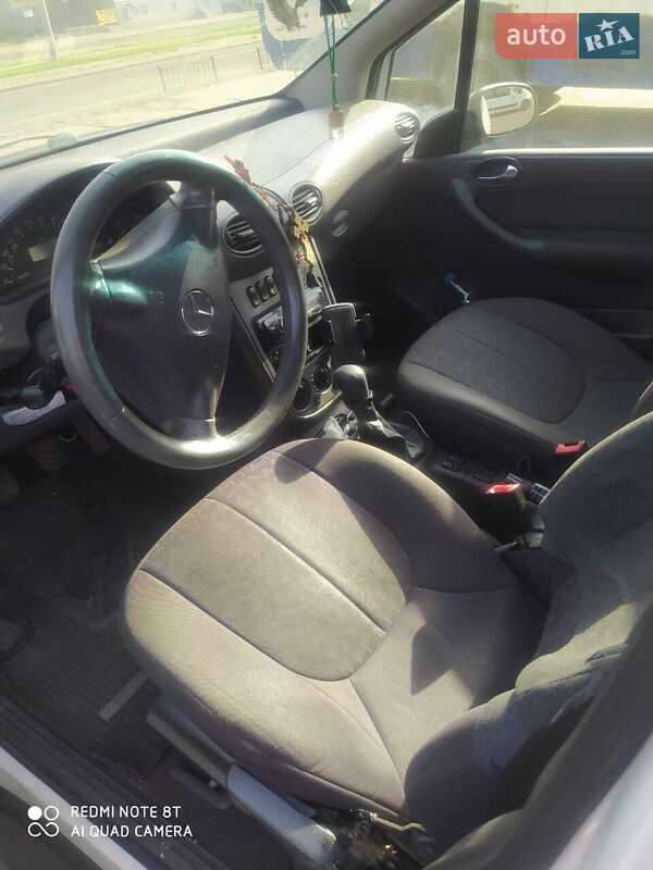 Хетчбек Mercedes-Benz A-Class 2003 в Стрию