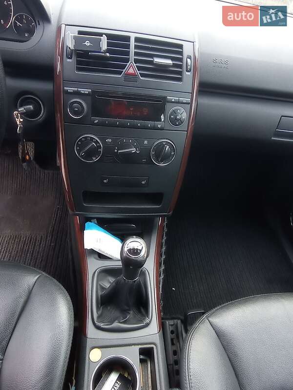 Хэтчбек Mercedes-Benz A-Class 2006 в Кривом Роге