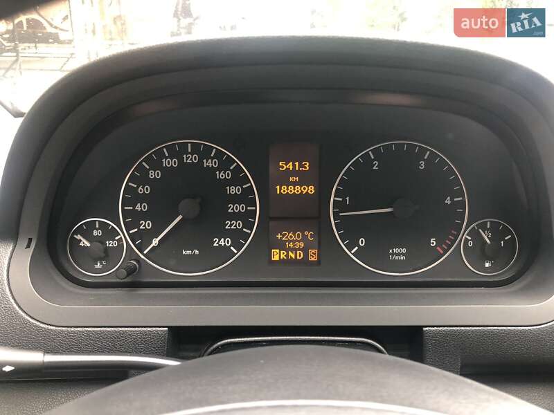 Хэтчбек Mercedes-Benz A-Class 2011 в Стрые фото 11 Хэтчбек Mercedes-Benz A-Class 2011 в Стрые