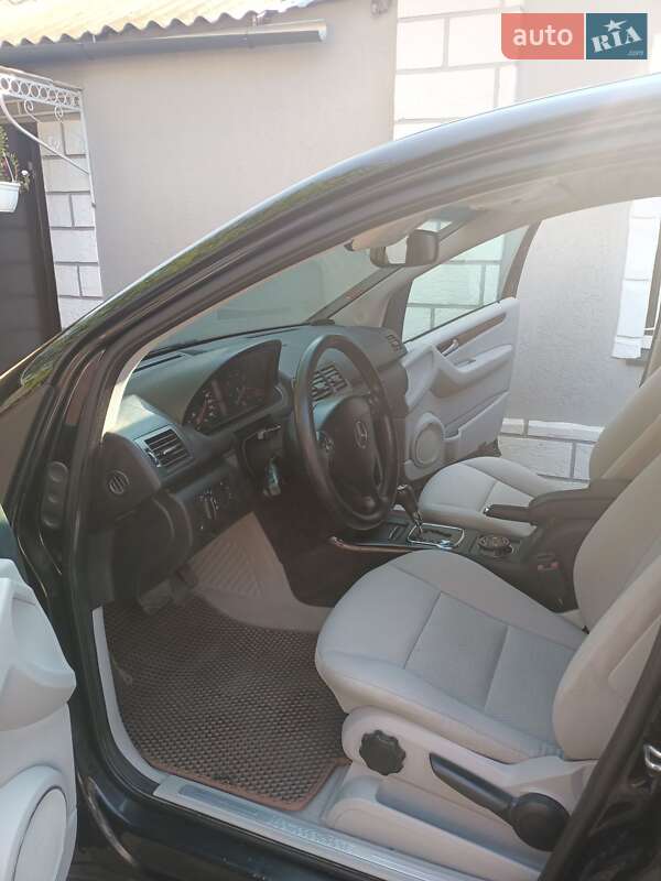 Хэтчбек Mercedes-Benz A-Class 2007 в Раздельной