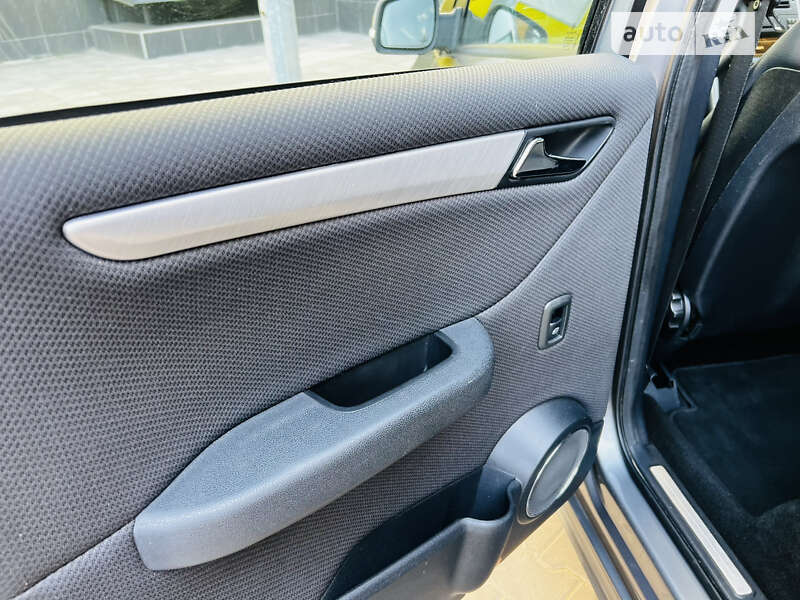 Хэтчбек Mercedes-Benz A-Class 2010 в Киеве