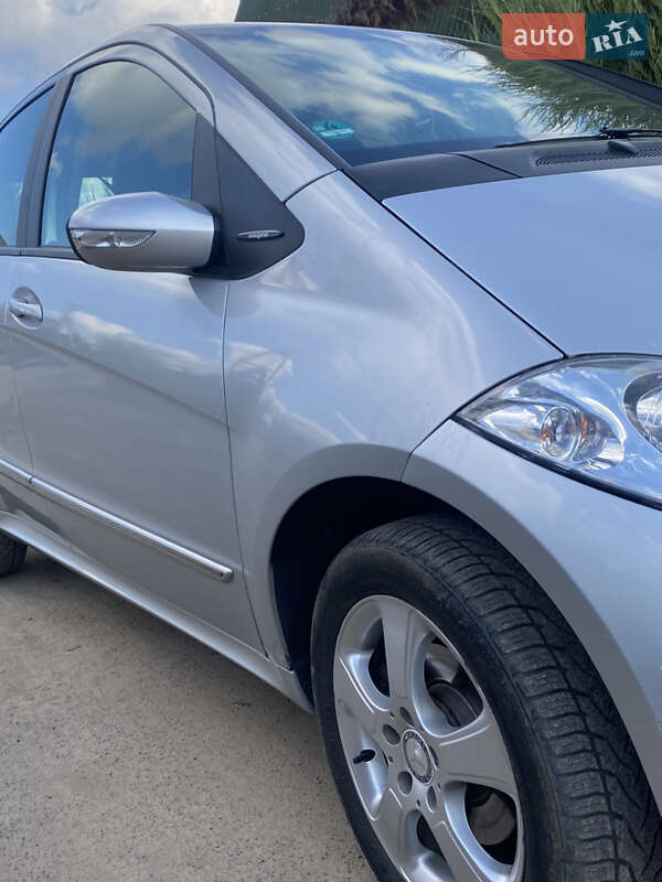 Хэтчбек Mercedes-Benz A-Class 2008 в Новоукраинке
