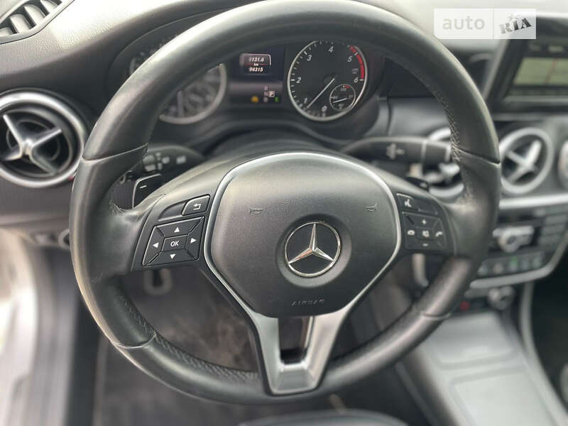 Хэтчбек Mercedes-Benz A-Class 2015 в Черновцах