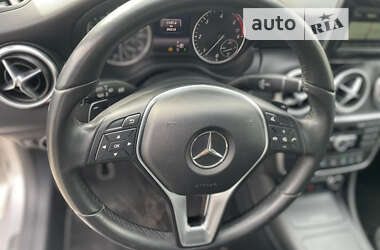 Хетчбек Mercedes-Benz A-Class 2015 в 