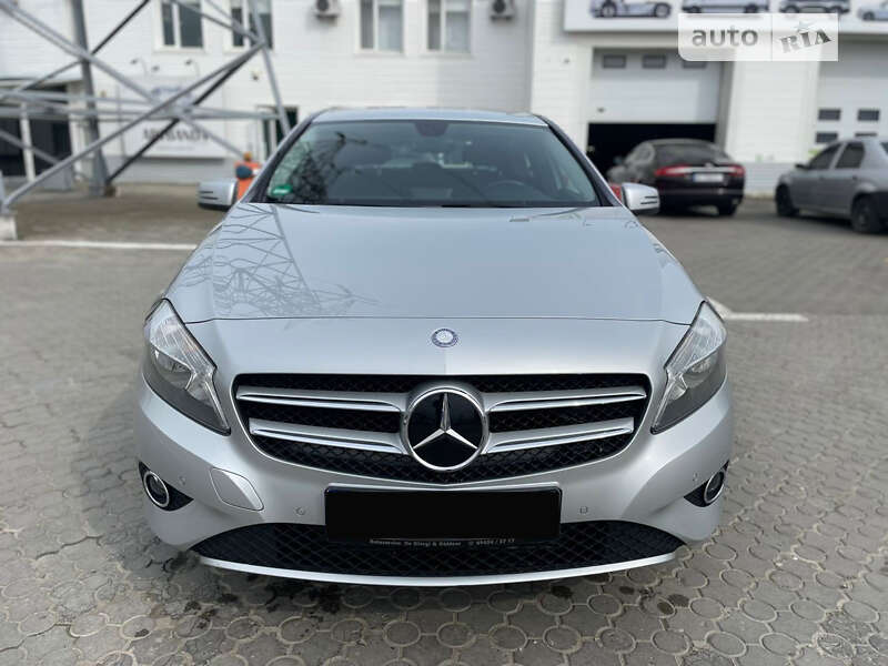 Хэтчбек Mercedes-Benz A-Class 2015 в Черновцах