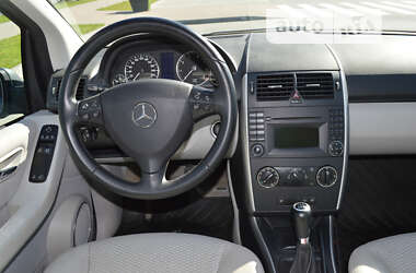 Хэтчбек Mercedes-Benz A-Class 2011 в Хмельницком