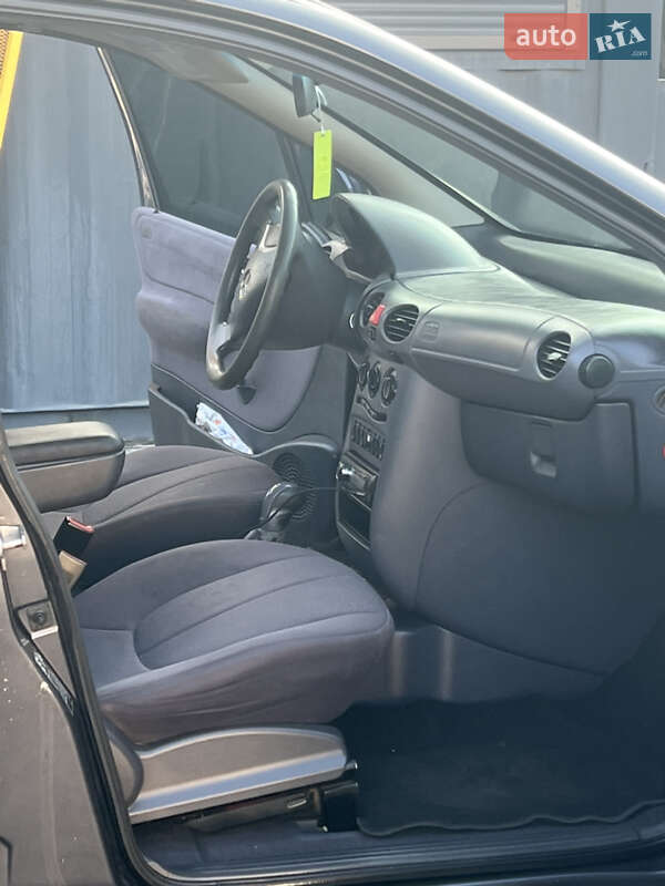 Хэтчбек Mercedes-Benz A-Class 2000 в Одессе