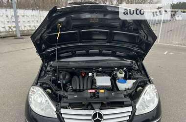 Купе Mercedes-Benz A-Class 2006 в Киеве