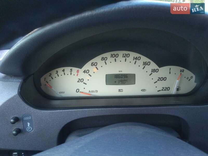 Хэтчбек Mercedes-Benz A-Class 1998 в Харькове