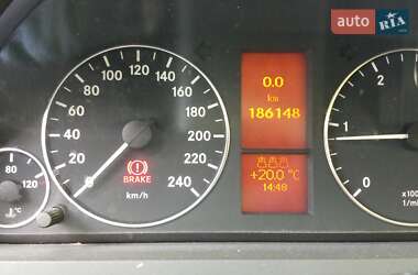 Хэтчбек Mercedes-Benz A-Class 2006 в 
