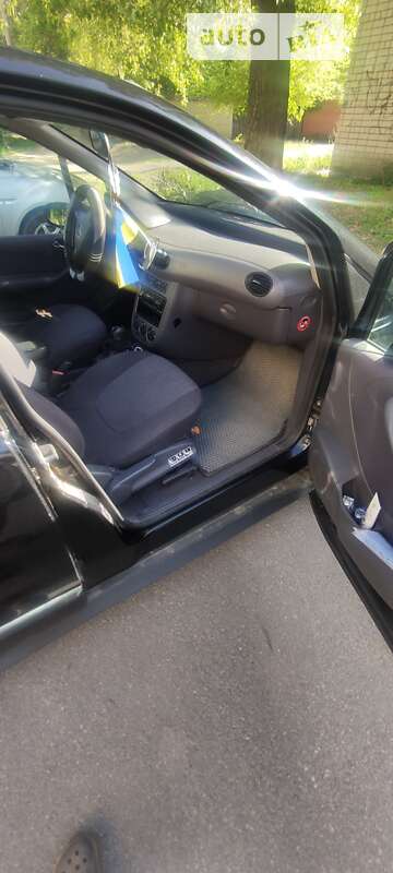 Хэтчбек Mercedes-Benz A-Class 2004 в Днепре