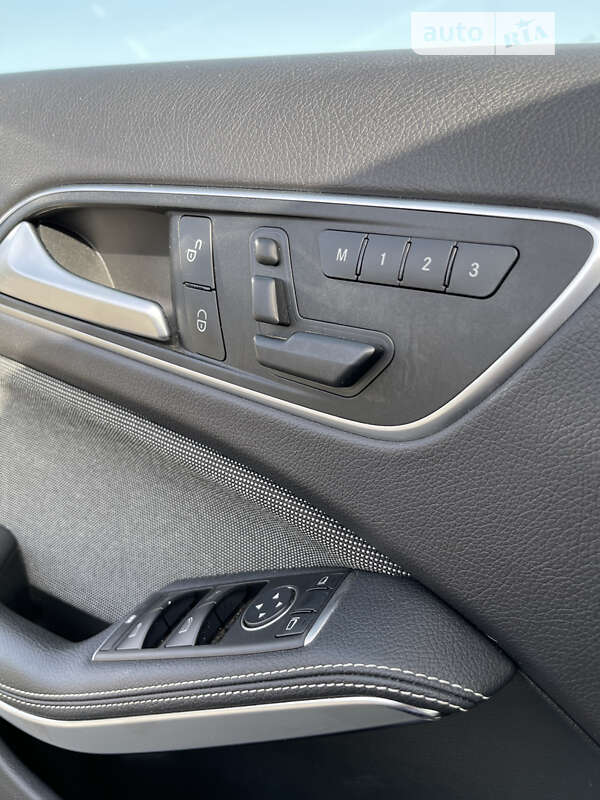 Хэтчбек Mercedes-Benz A-Class 2015 в Киеве