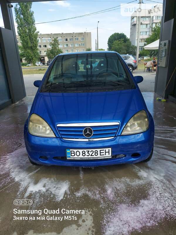 Хэтчбек Mercedes-Benz A-Class 1998 в 