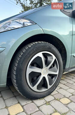 Хэтчбек Mercedes-Benz A-Class 2005 в 